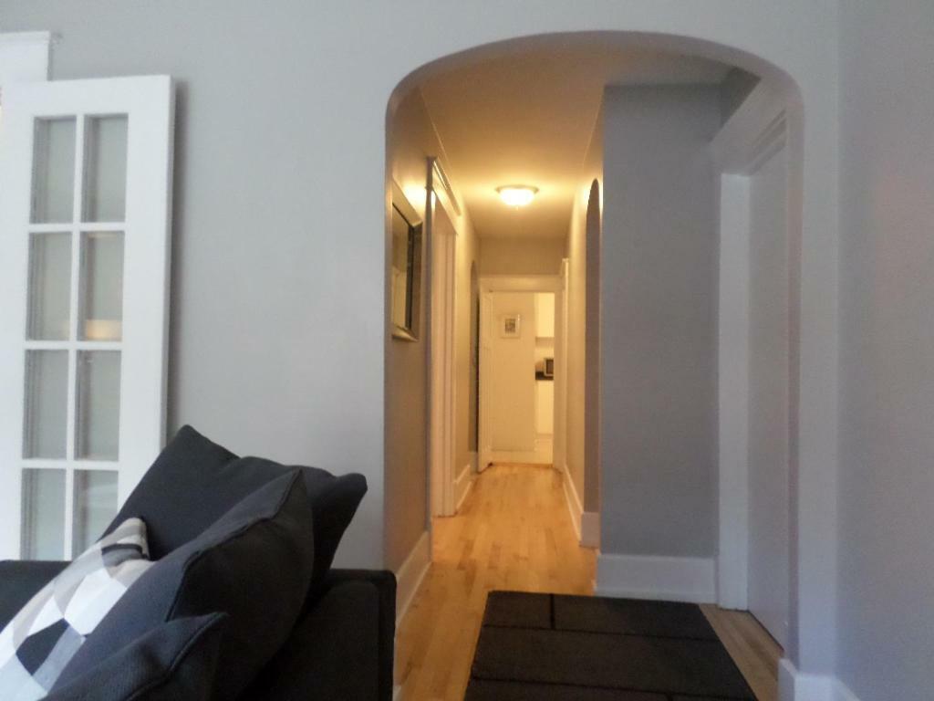 Beautiful, Clean, Quiet 2 Br-In Downtown Ottawa. Parking, Wifi And Netflix Included Apartment Exterior foto
