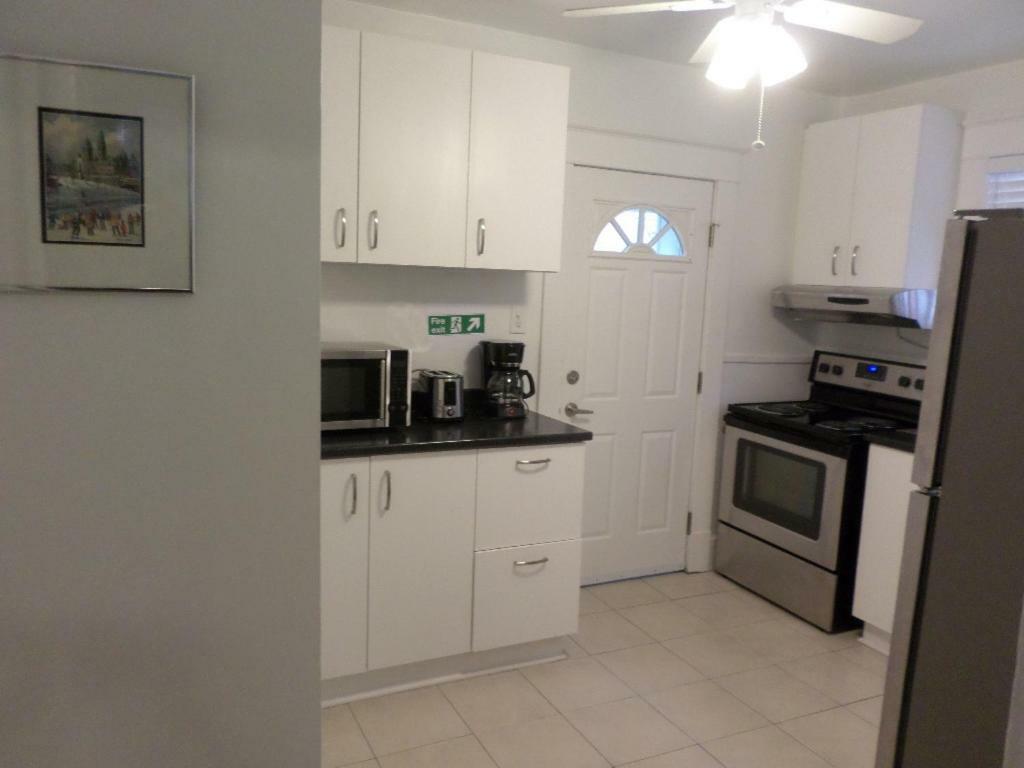 Beautiful, Clean, Quiet 2 Br-In Downtown Ottawa. Parking, Wifi And Netflix Included Apartment Exterior foto